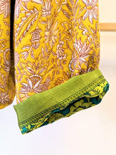 Load image into Gallery viewer, Reversible BOX Jacket Plus