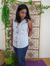 Load image into Gallery viewer, AKASHA Vest 3 Prints