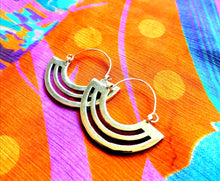 Load image into Gallery viewer, LUNA Earrings