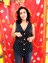 Load image into Gallery viewer, AKASHA Vest 3 Prints