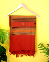 Load image into Gallery viewer, Yak Wool Shawl