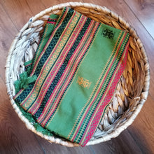 Load image into Gallery viewer, Yak Wool Shawl
