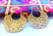 Load image into Gallery viewer, BISHNOI Earrings
