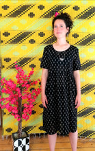 Load image into Gallery viewer, DHARSHAN HAND PRINTED DRESS
